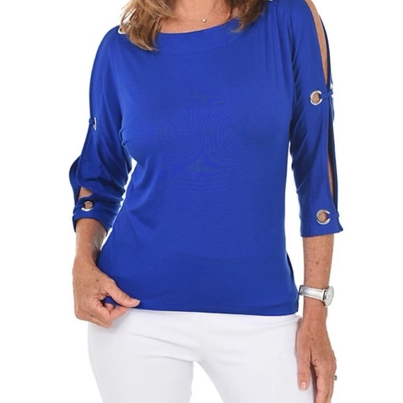 Cable & Gauge Tops - NWOT Cable & Gauge Blue Cold Shoulder Top